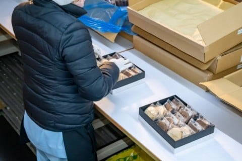 食品包材検品